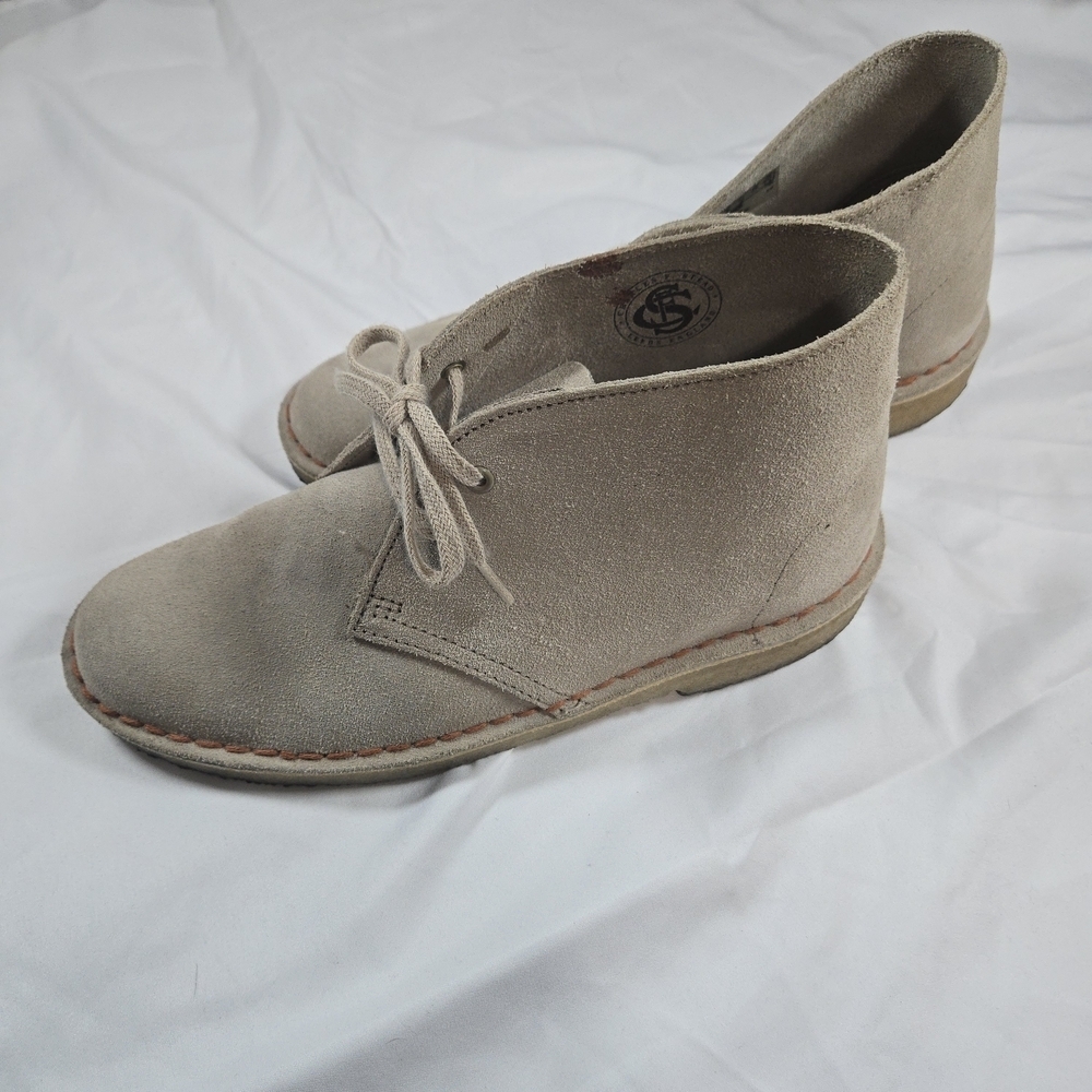 Clarks's Suede Boots for Women Size 7.5